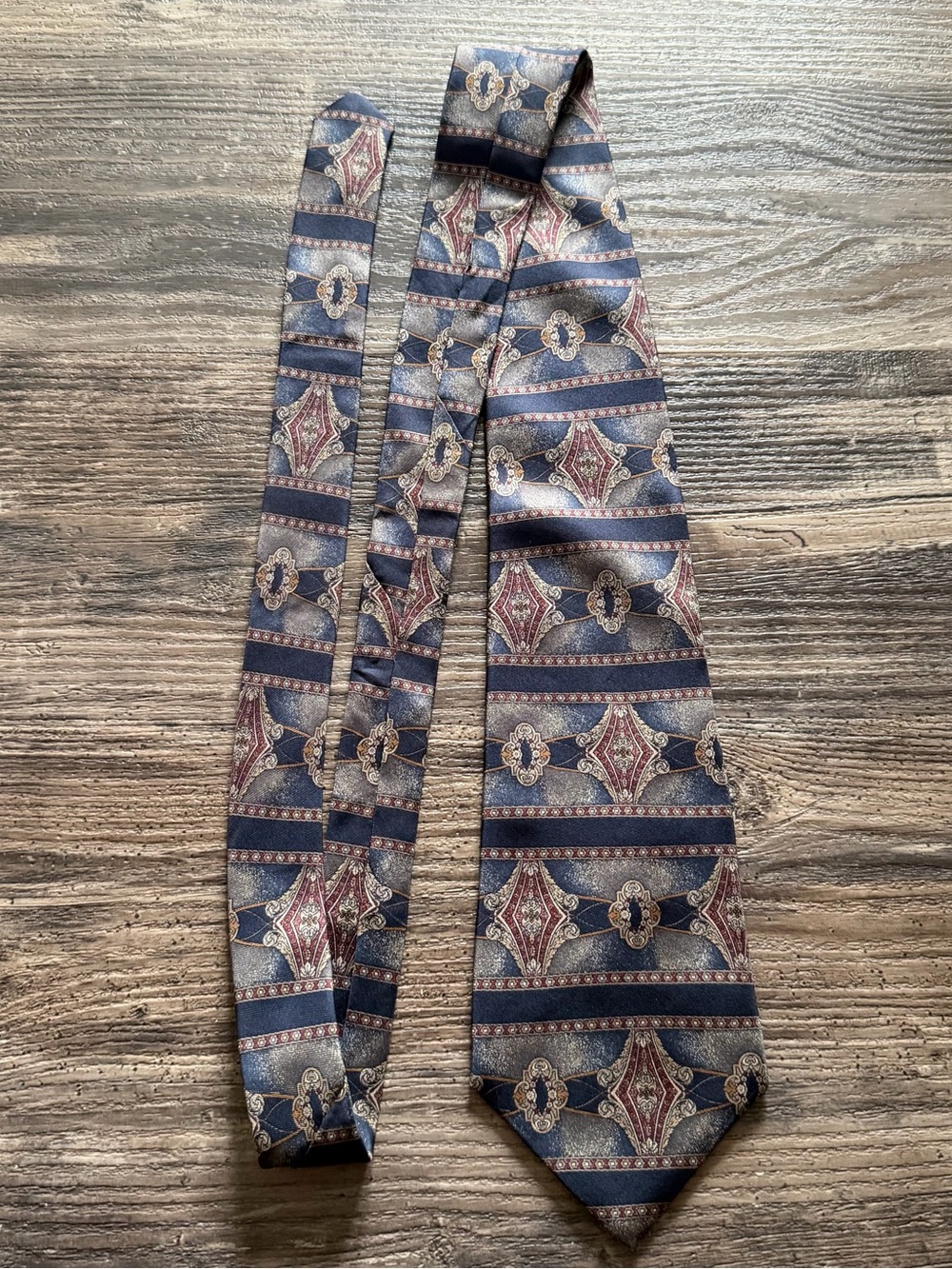 Requirements Men's Blue Red Gold Woven Geometric Tie Logo Accent 100% Silk